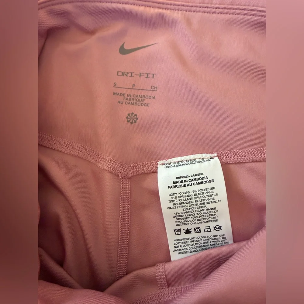 Nike Dri-FIT Pink Skirt Small - Picture 2 of 2
